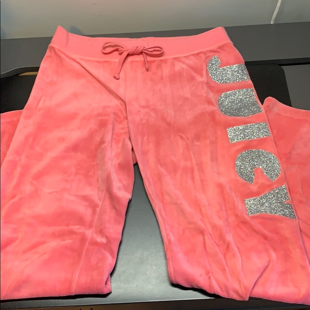 Juicy pants